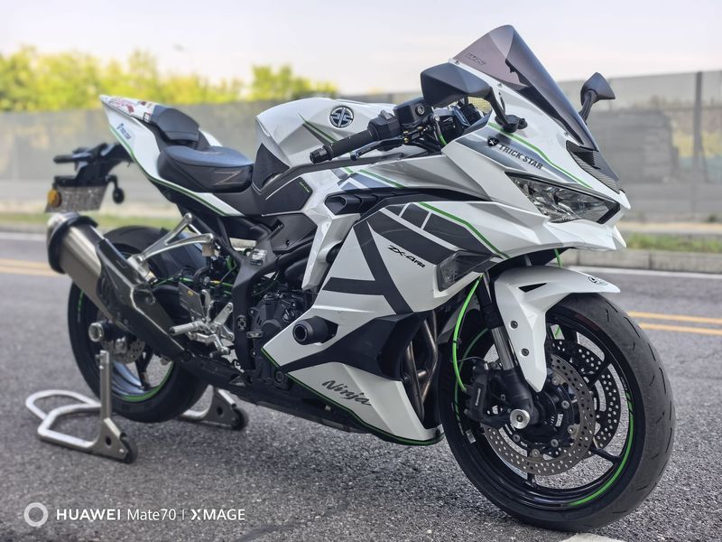 川崎 ZX-4R