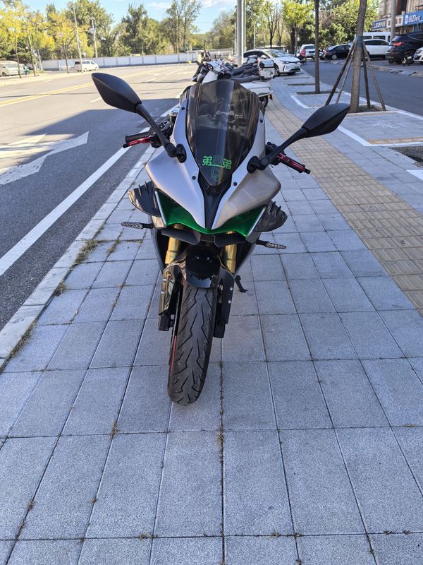 QJMOTOR 赛600