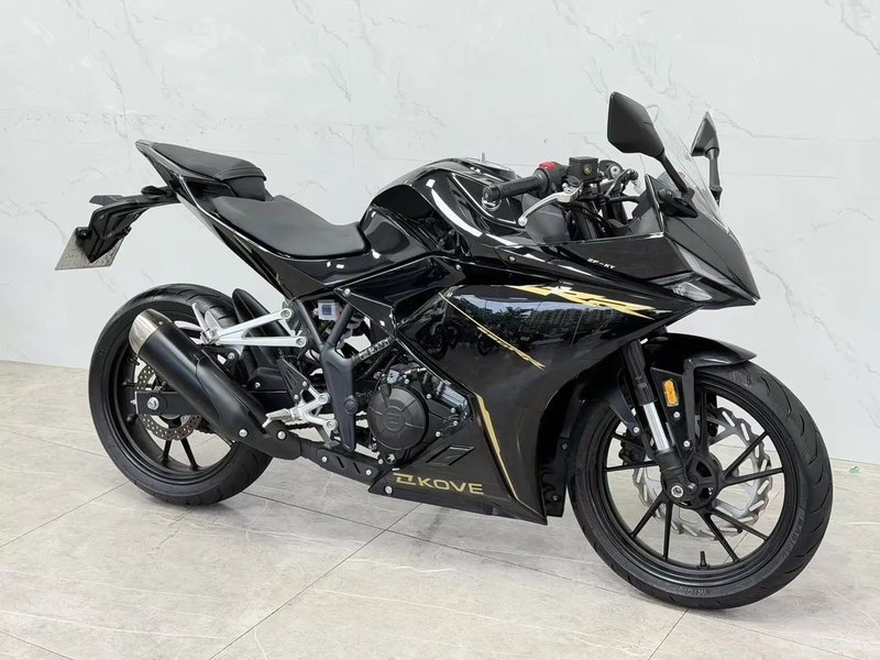 凯越 250RR 刺鸟
