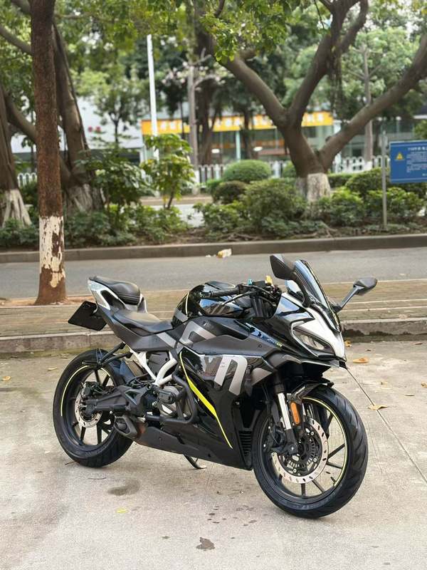 春风 250SR