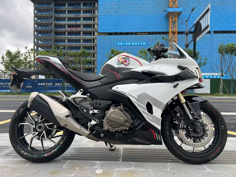 QJMOTOR 赛450