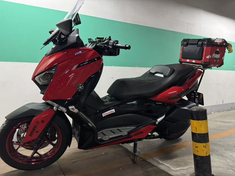雅马哈 XMAX