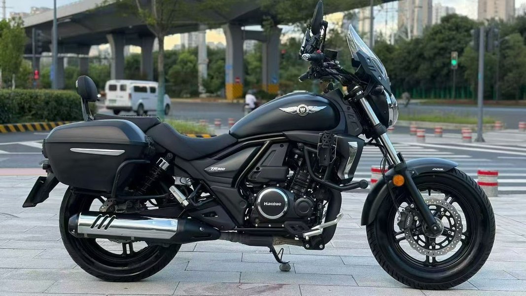 豪爵 TR300
