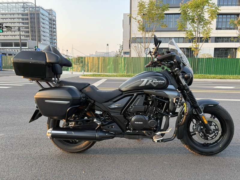 豪爵 TR300