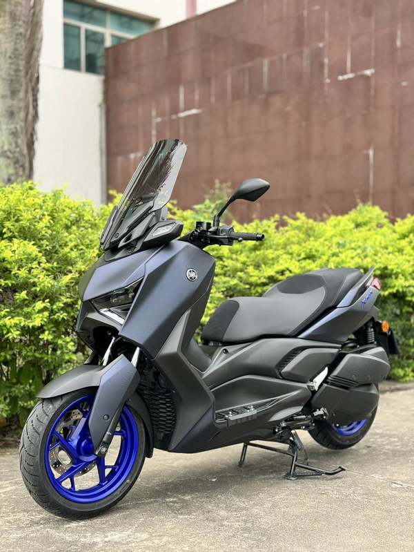 雅马哈 XMAX