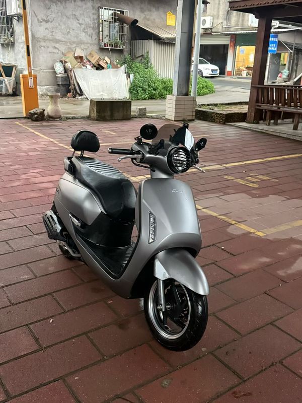 新大洲本田 NS125LA
