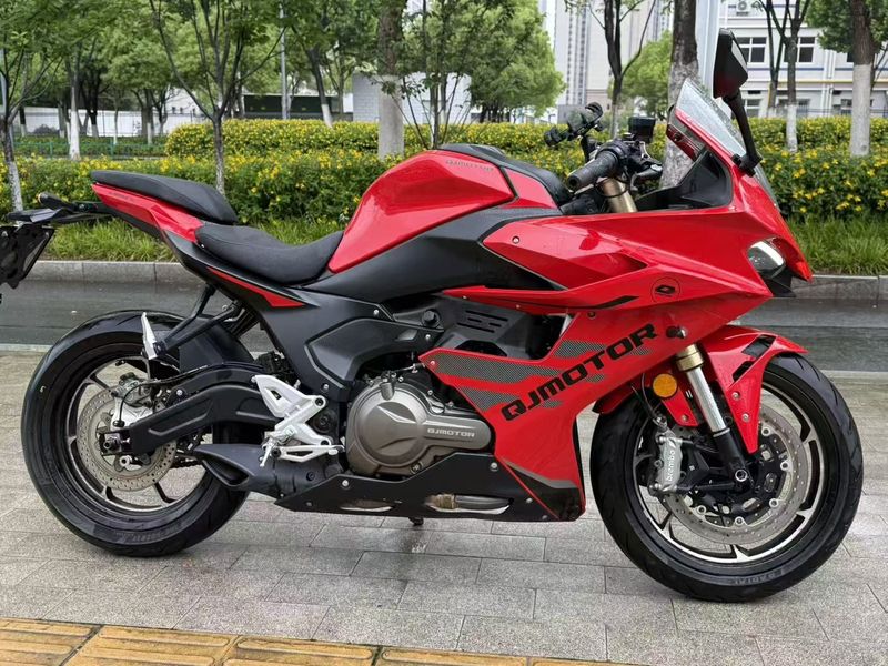 QJMOTOR 赛550