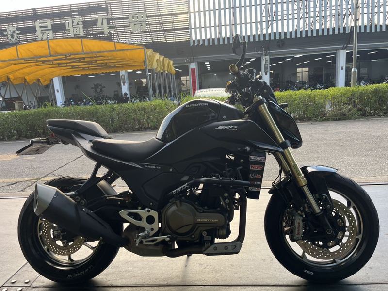 QJMOTOR 追550