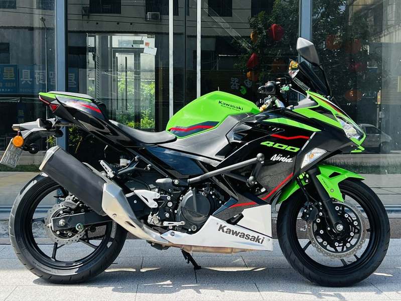 川崎 Ninja 400