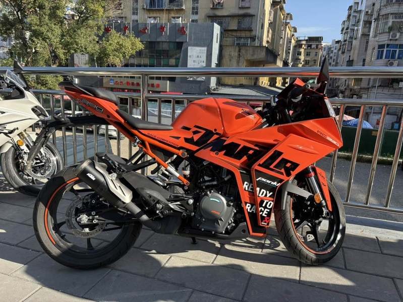KTMR2R RC 390 
