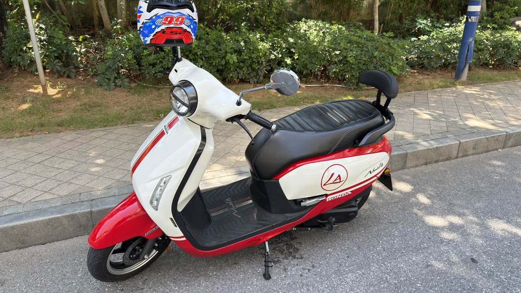 新大洲本田 NS125LA