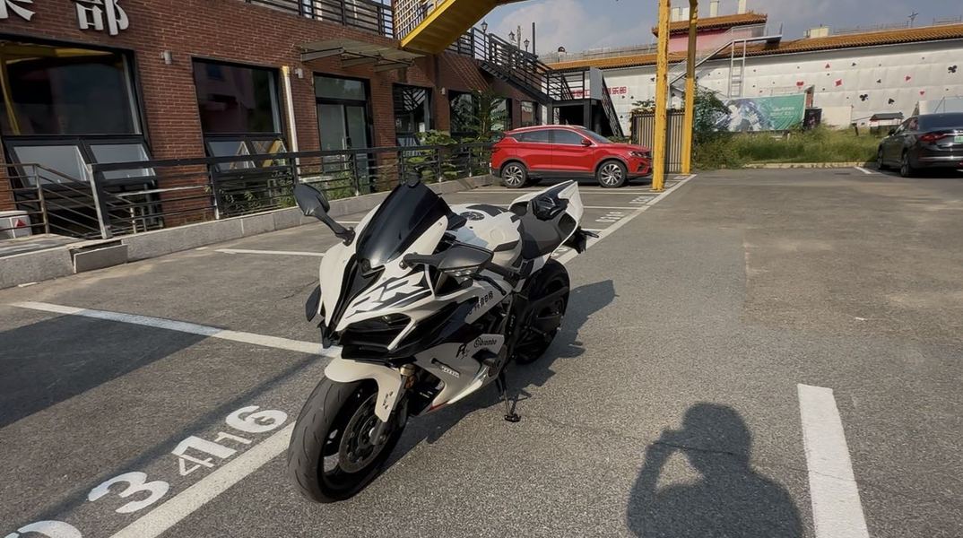 QJMOTOR 赛600