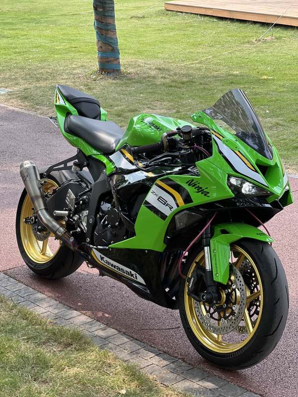 川崎 Ninja ZX-6R 