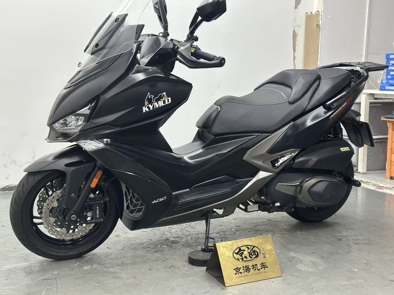 光阳 赛艇 S400