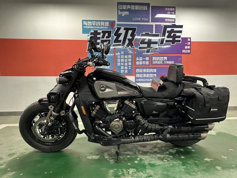 QJMOTOR 闪600