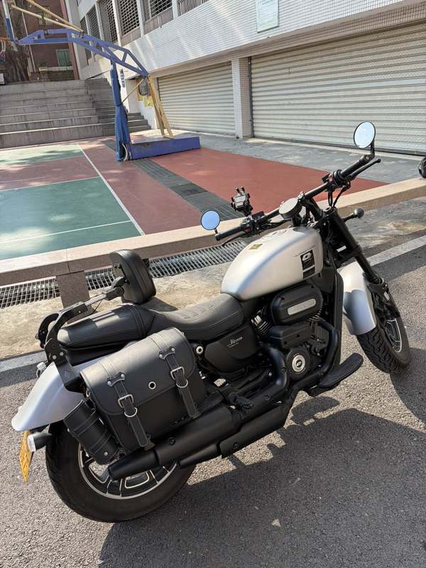 QJMOTOR 闪250