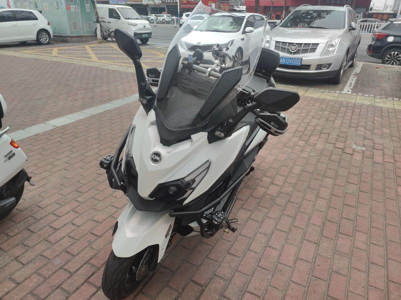 三阳 巡弋 Cruisym250