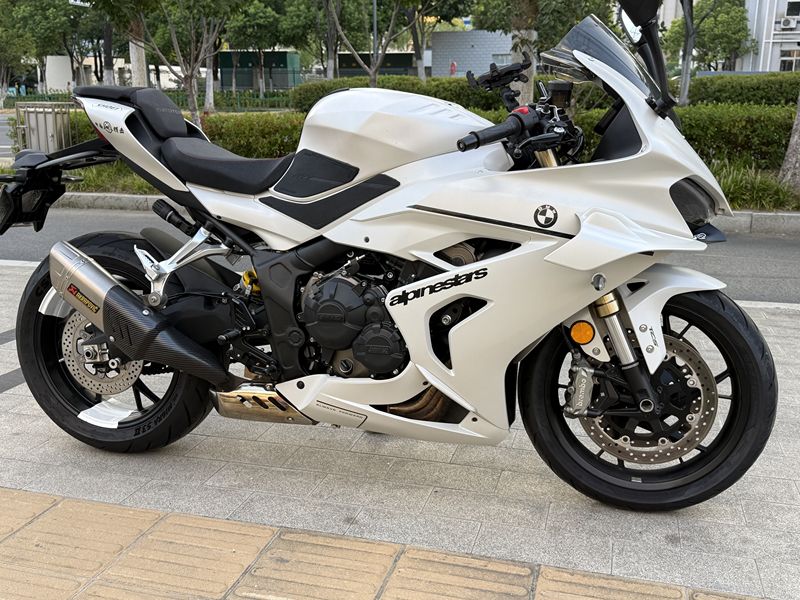 QJMOTOR 赛600
