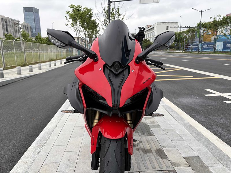 QJMOTOR 赛600