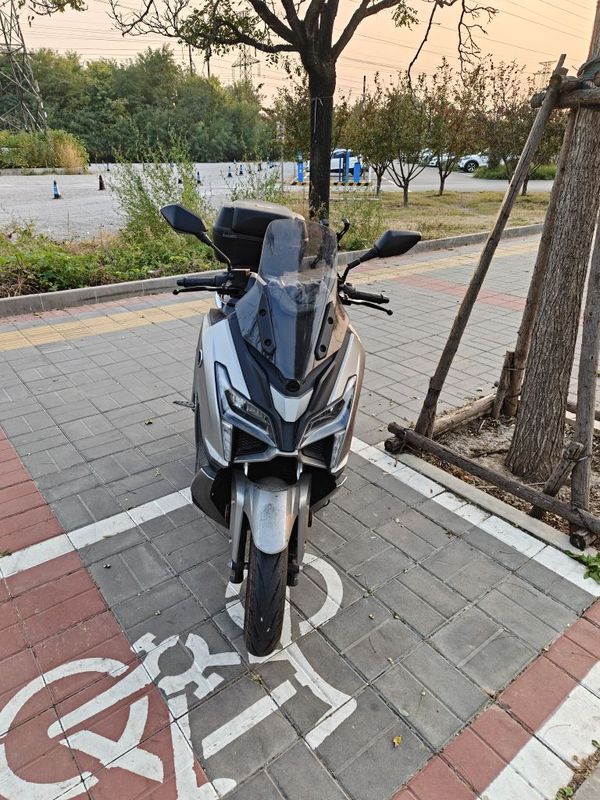 无极 SR150GT