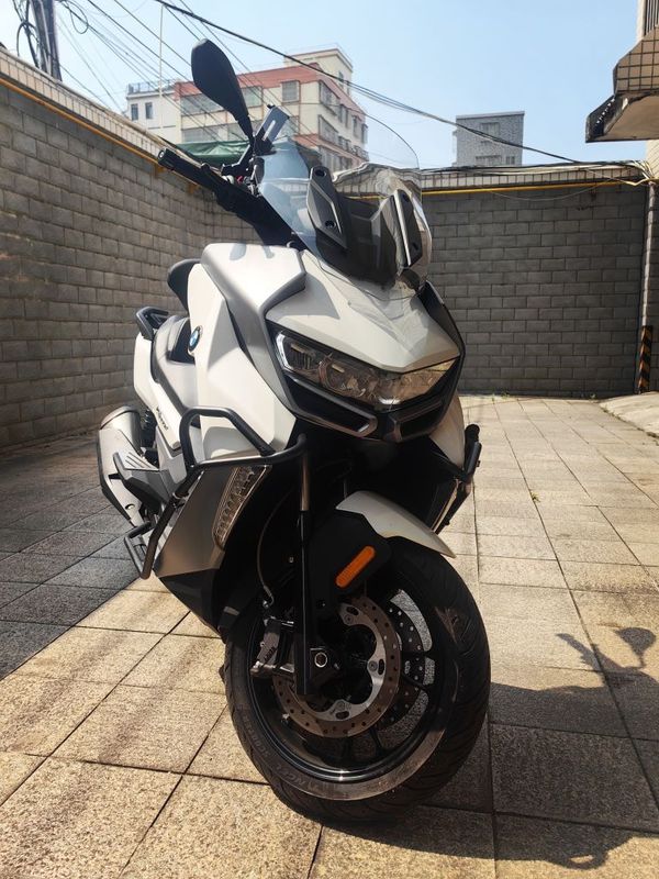 宝马 C 400
