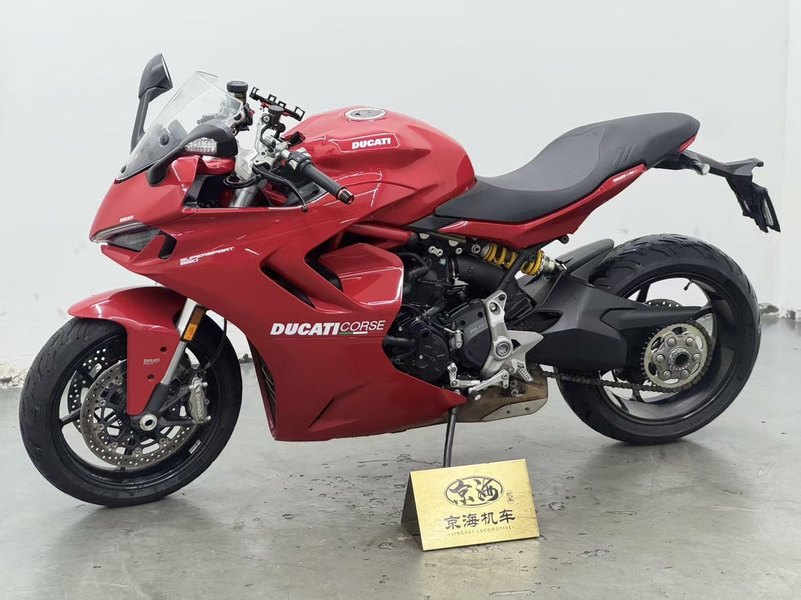 杜卡迪 SuperSport