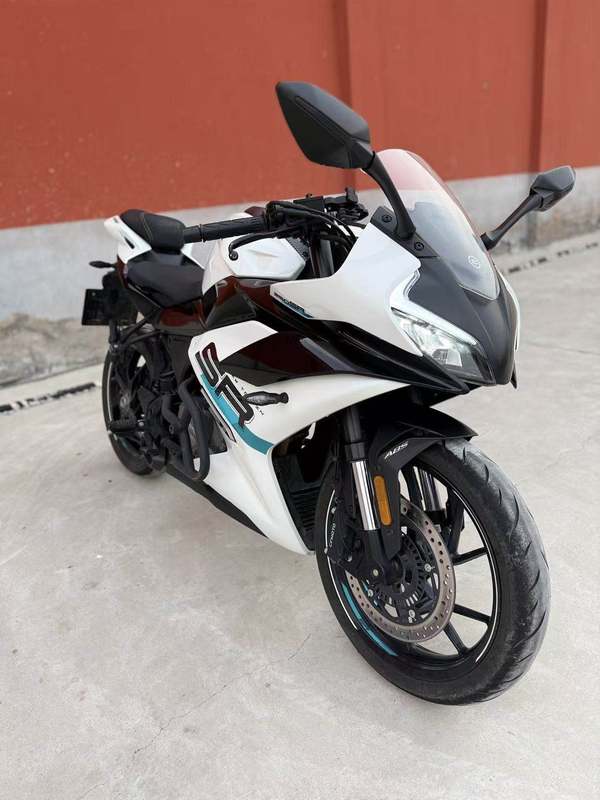春风 250SR