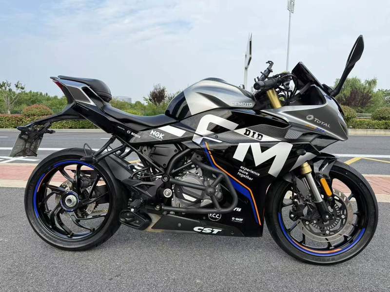 春风 250SR