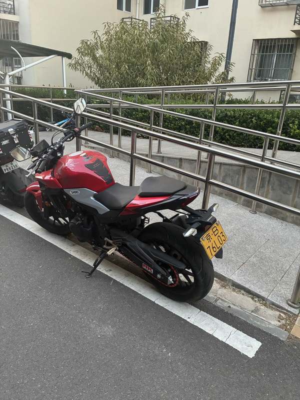 本田WING CB400F