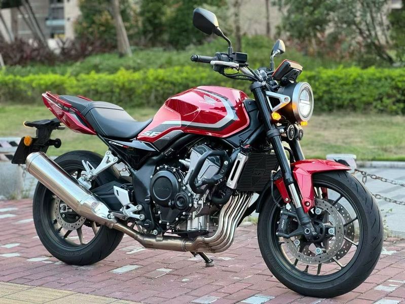 本田 CB500 Super Four