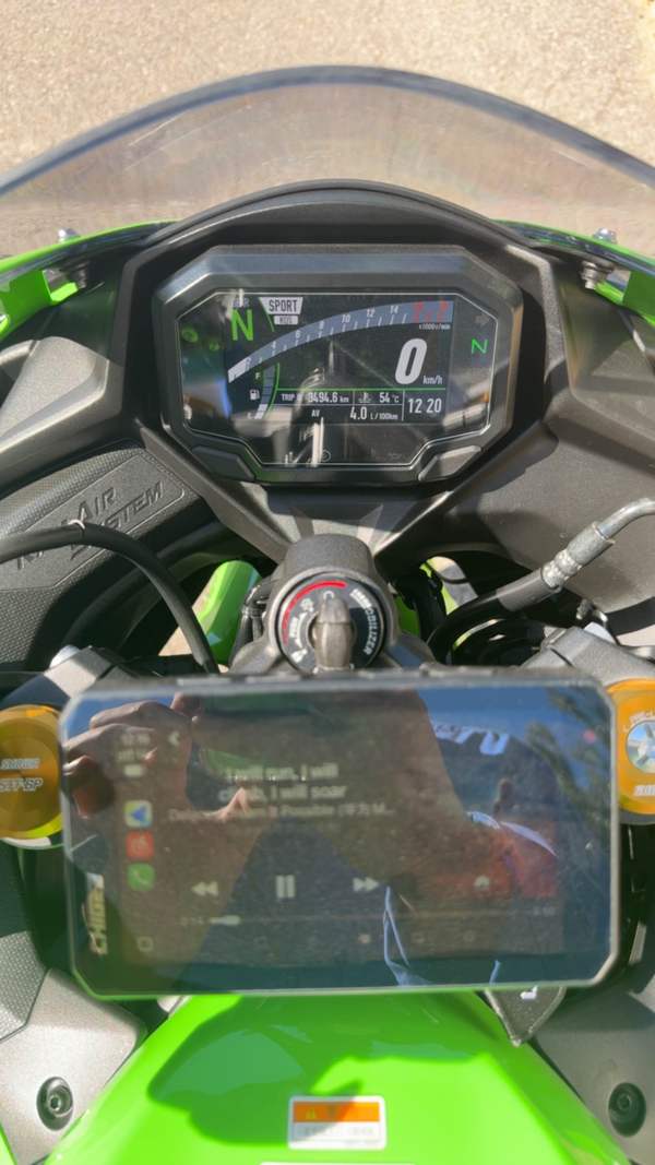 川崎 ZX-4R