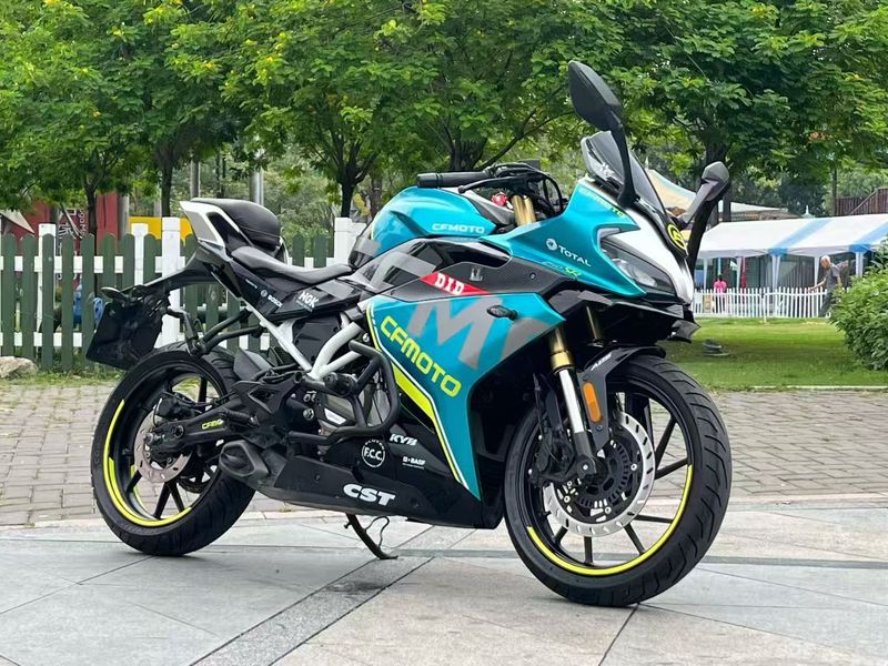 春风 250SR