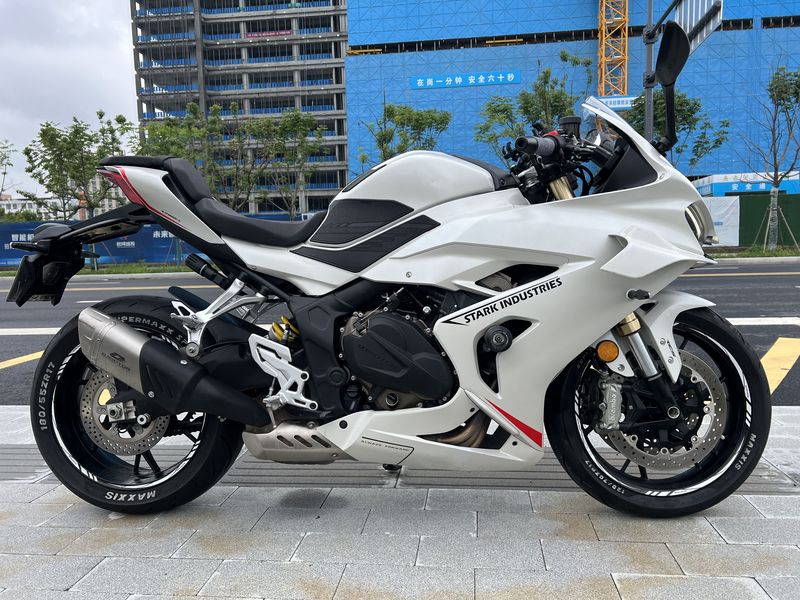 QJMOTOR 赛600