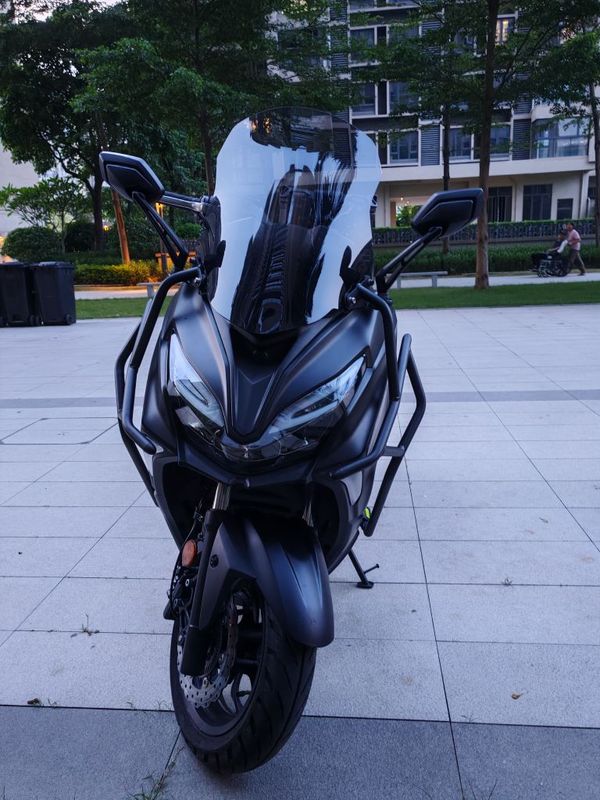 QJMOTOR 鸿250