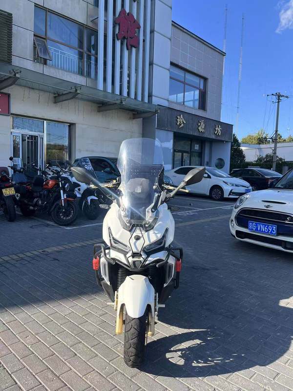SYM三阳 Husky ADV 150