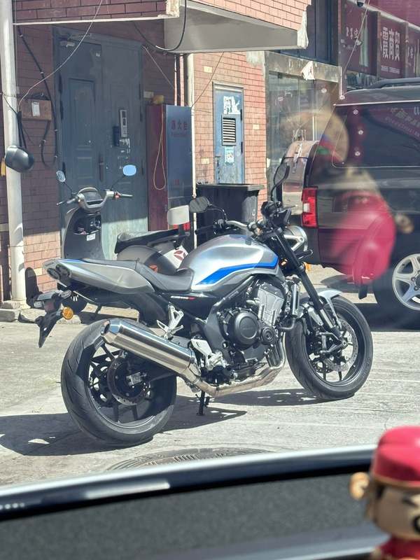 本田 CB500 Super Four