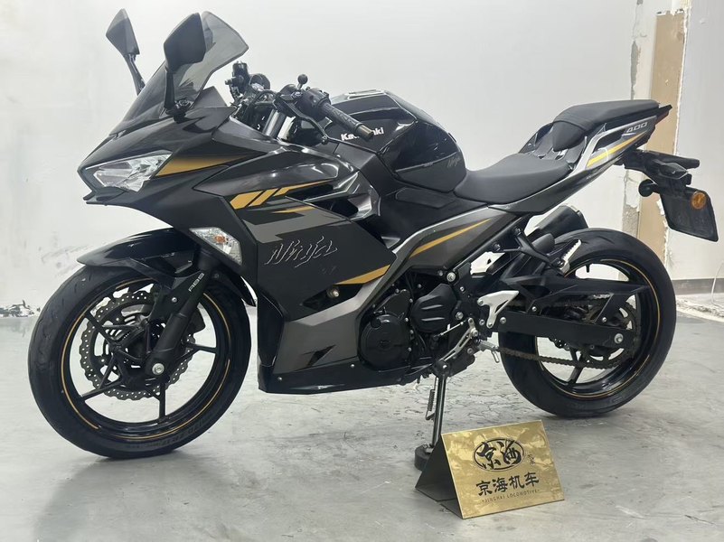 川崎 Ninja 400