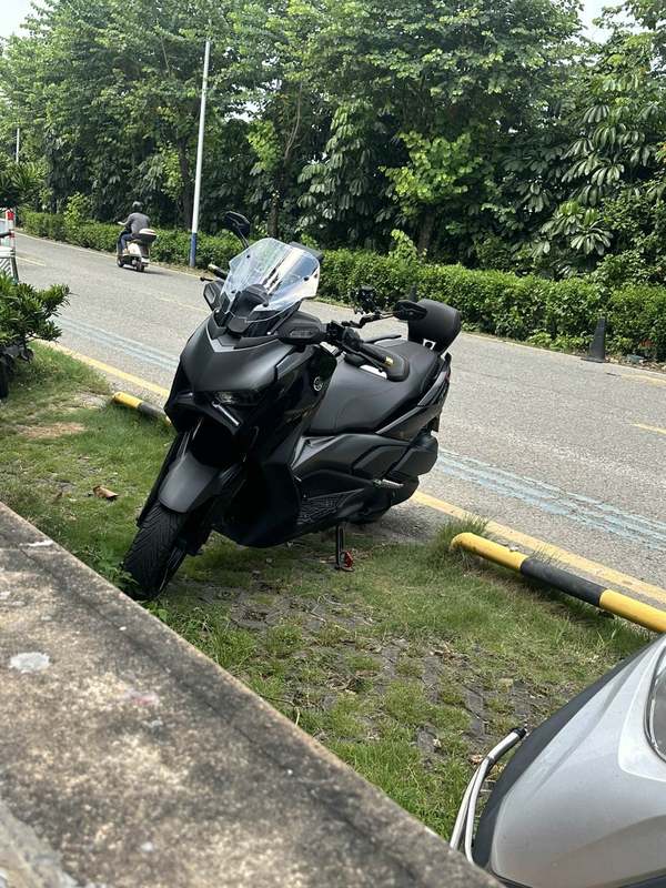 雅马哈 XMAX