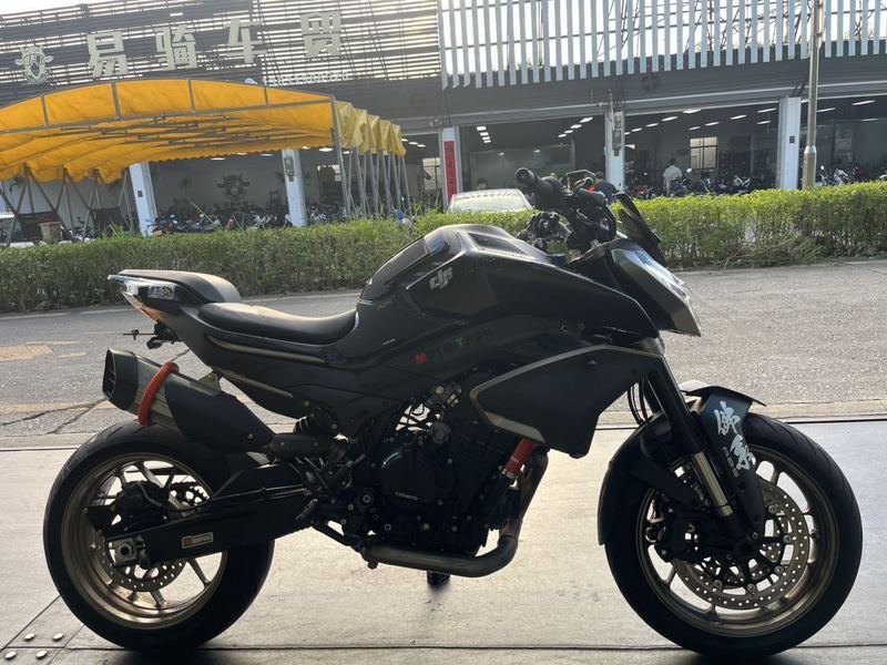 春风 800NK