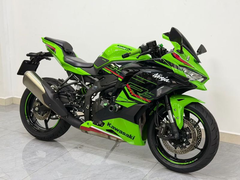 川崎 ZX-4R