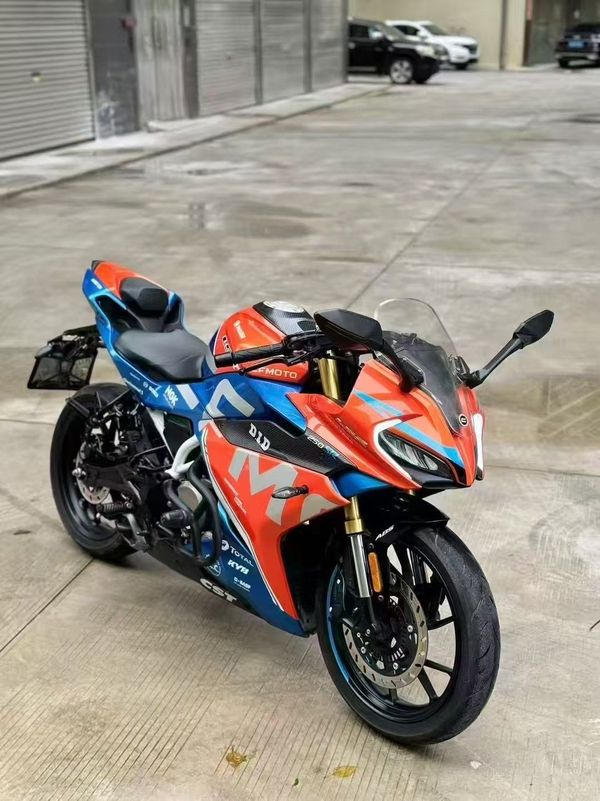 春风 250SR