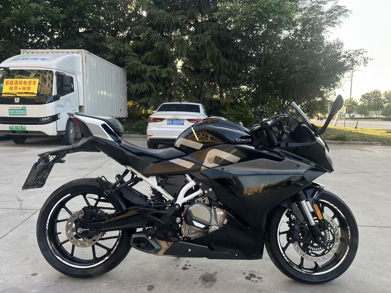 春风 250SR