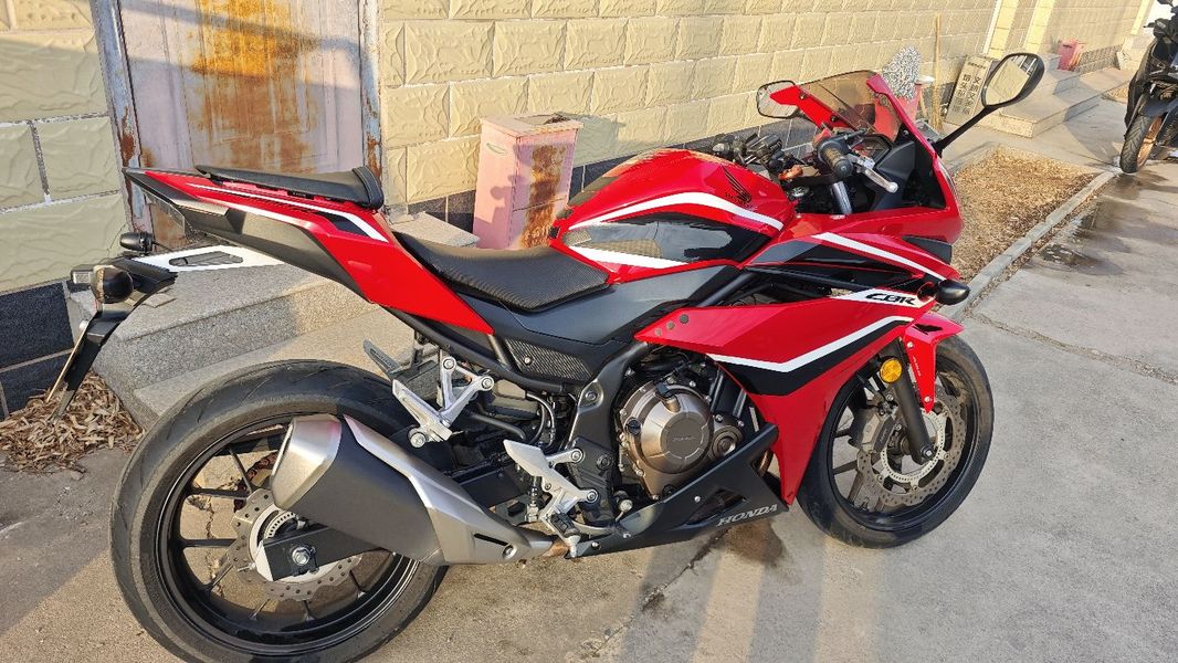 本田DREAMWING CBR500R