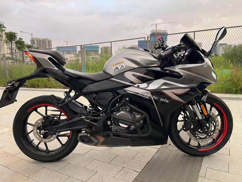 春风 250SR