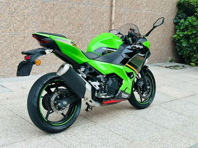川崎 Ninja 400