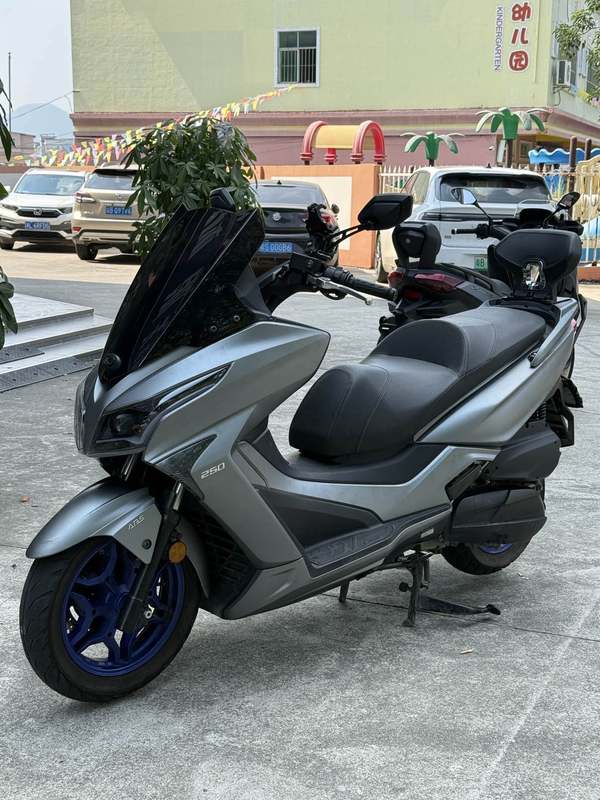光阳 赛艇 250