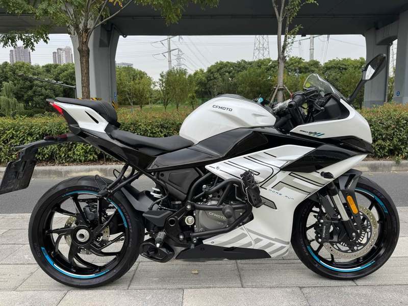 春风 250SR