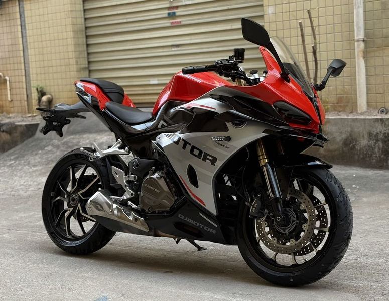 QJMOTOR 赛450