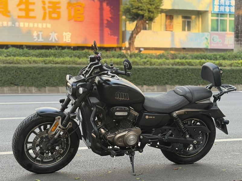 QJMOTOR 闪350