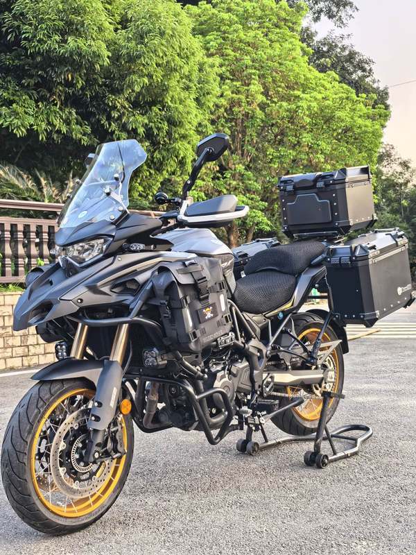 贝纳利 TRK552